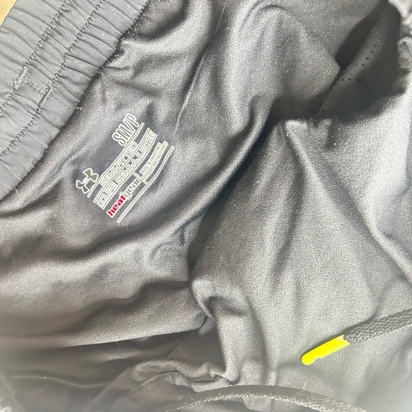 Athletic Activewear Lot Nike, Patagonia, Athleta, UA, Calla, Size Small - Picture 13 of 13